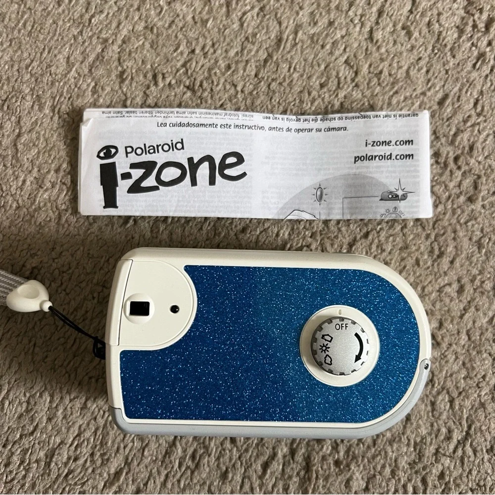 Vintage Polaroid izone camera